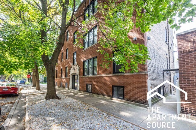 Building Photo - 4636 N Hamilton Ave