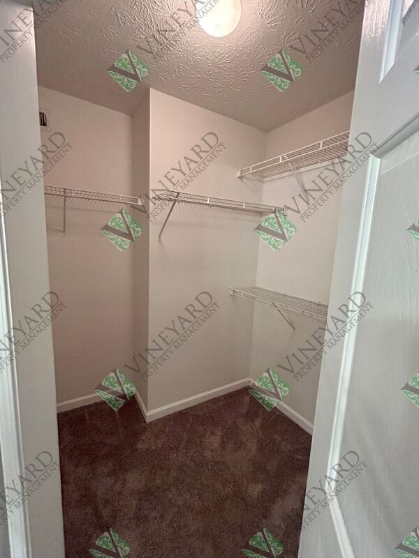Building Photo - 101 Twin Pines Ct