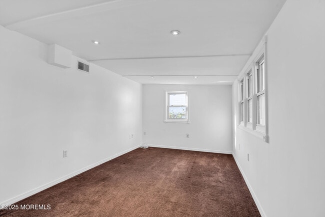 Building Photo - 1632 Farragut Ave