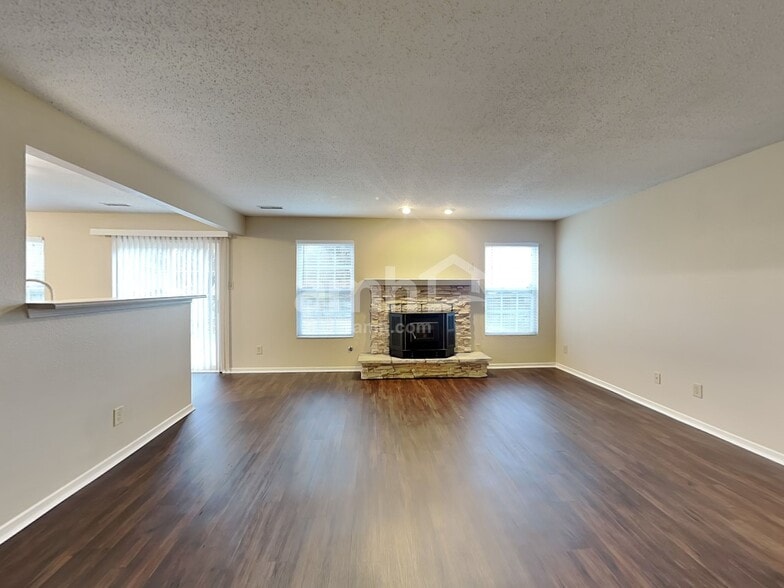 Building Photo - 9469 W Stargazer Dr