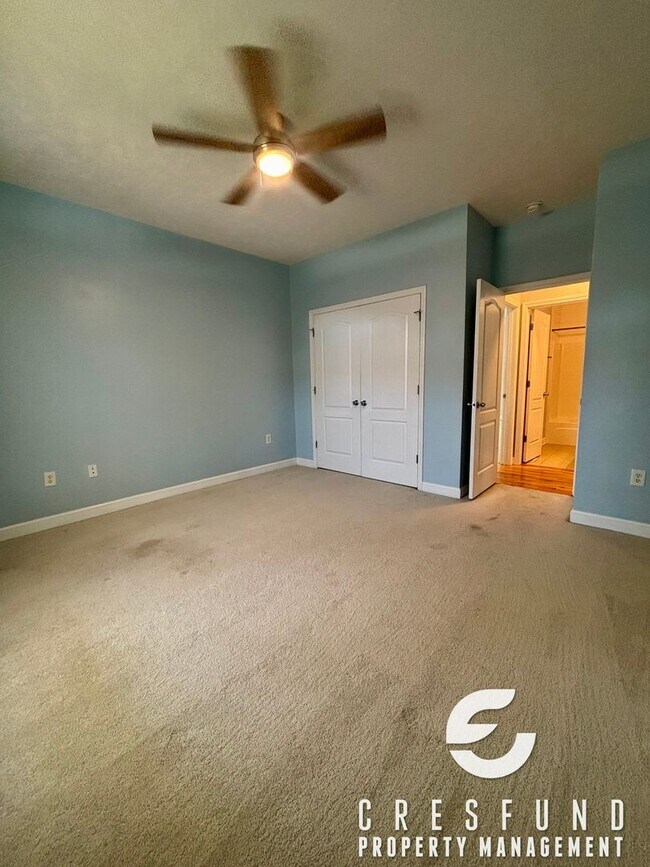 Building Photo - CHARMING 3 BEDROOM READY FOR MOVE IN TODAY!