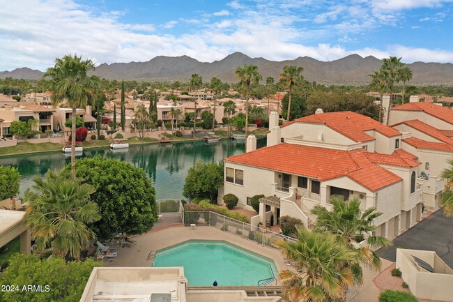 Building Photo - 10080 E Mountainview Lake Dr