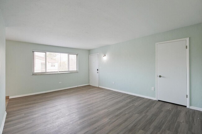 Building Photo - 1210 Pierce St