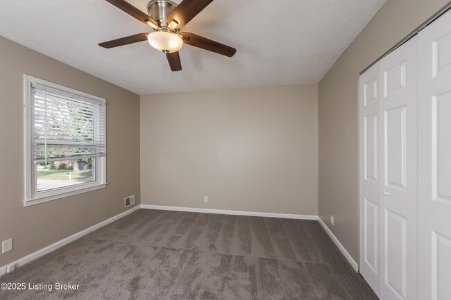 Building Photo - 3804 Breckenridge Ln