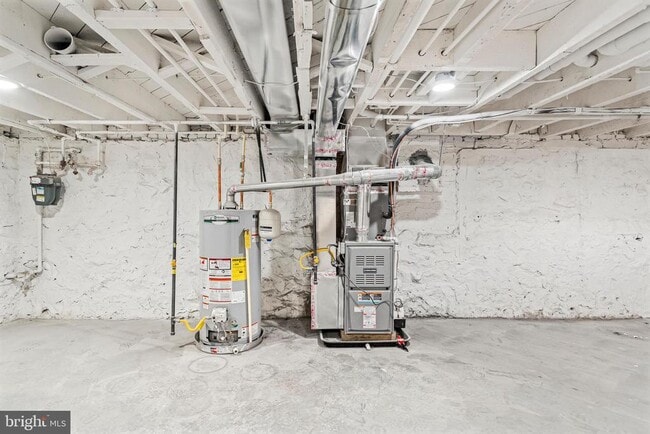 Building Photo - 3034 Arunah Ave