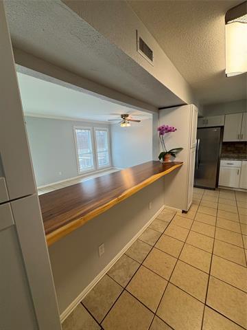 Building Photo - 3704 Cork Pl