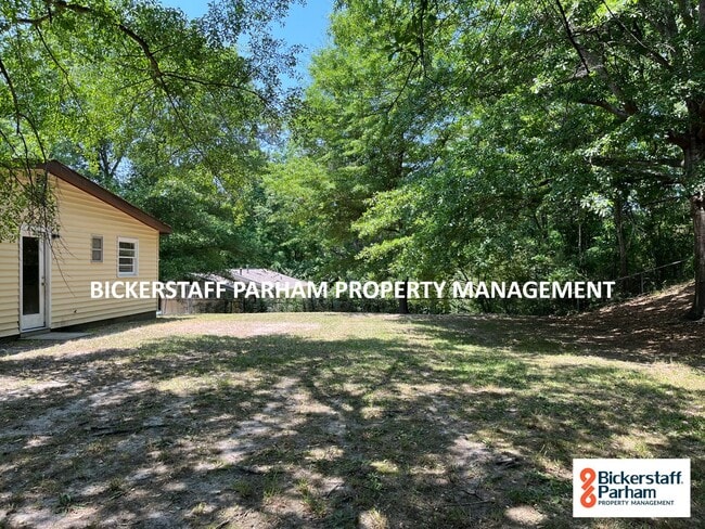 Building Photo - Turn the Key to Comfort & Convenience.