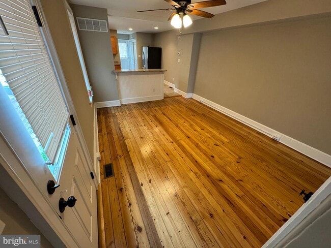 Building Photo - 26 N Congress St