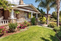 Building Photo - Beautifully Restored Craftsman in the Lowe...