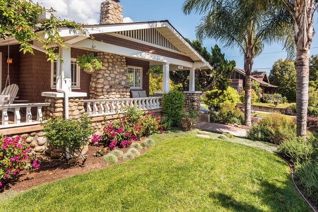 Primary Photo - Beautifully Restored Craftsman in the Lowe...