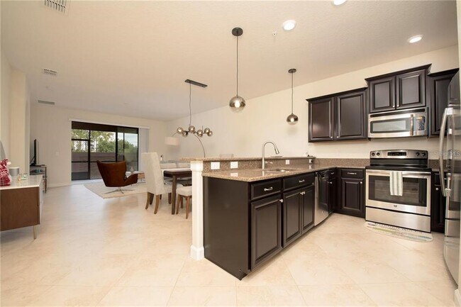Building Photo - 1225 Long Cove Loop
