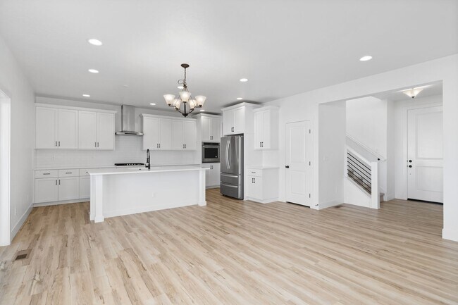 Building Photo - Modern Luxury in Meridian’s Oaks North – 4...