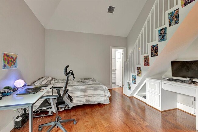 Building Photo - 6303 Star Light Ct