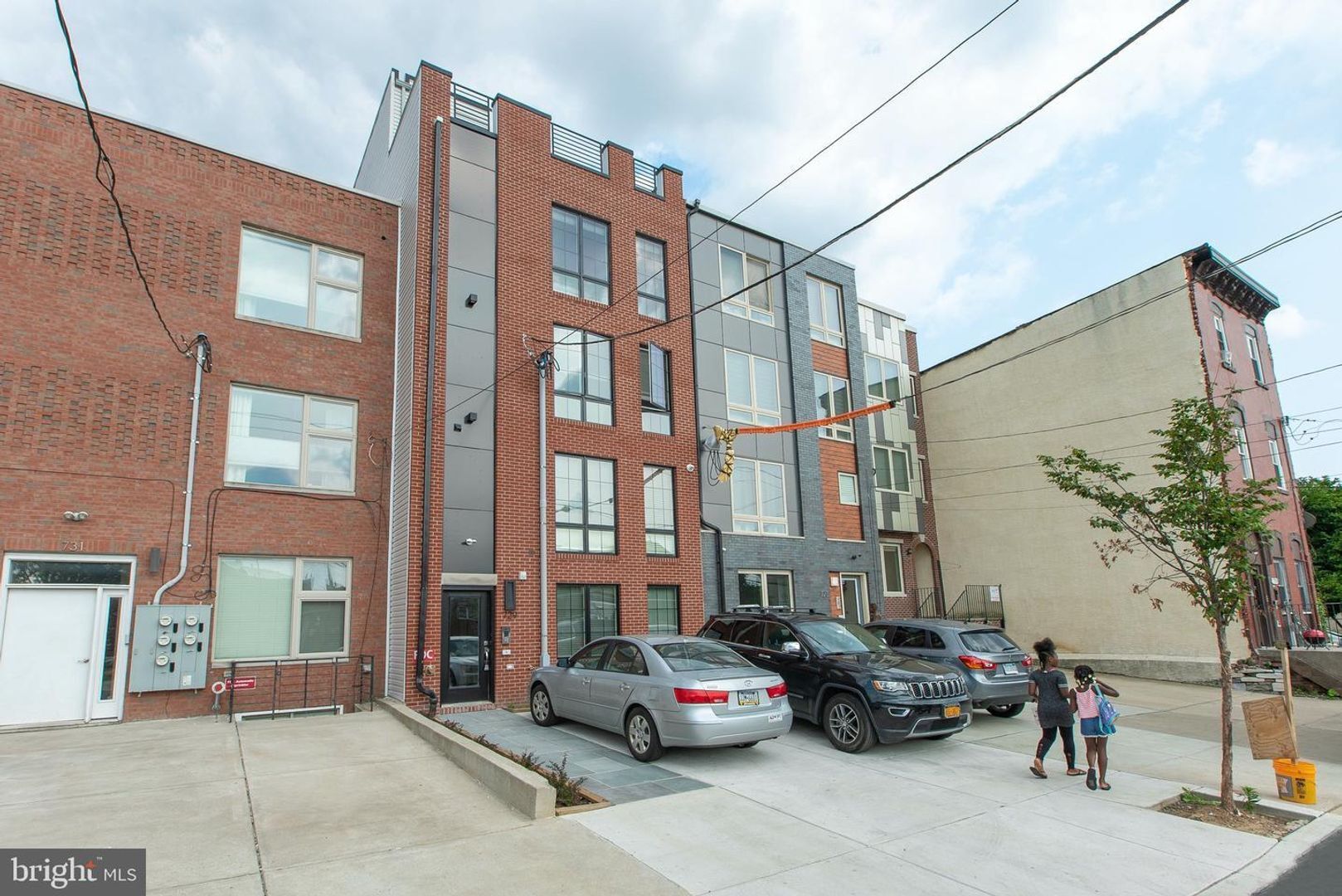 Building Photo - 729 N 20th St