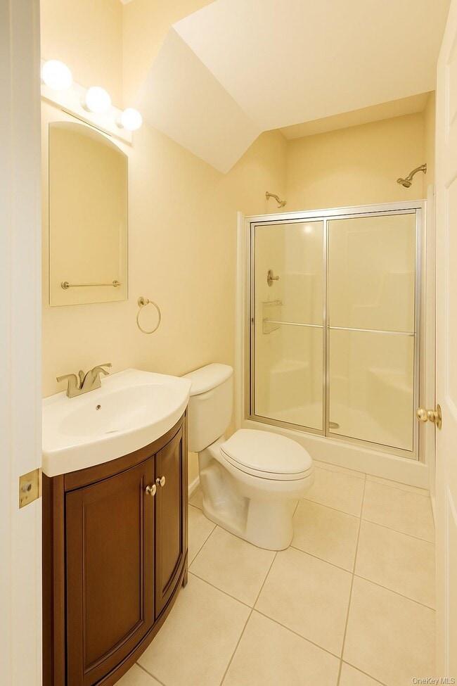 Building Photo - 10 Ashlyn Dr