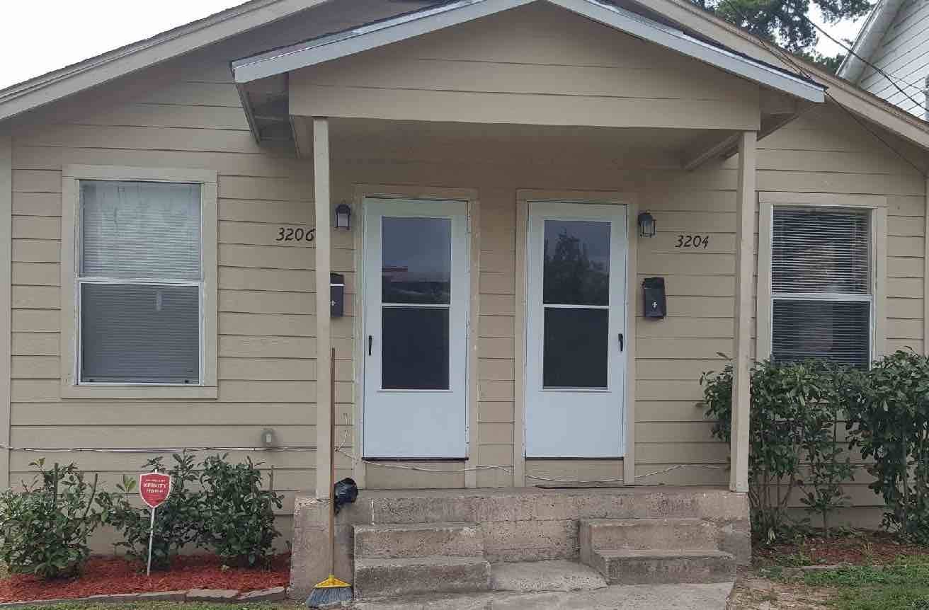 Entrance1 - 3204 Napoleon St