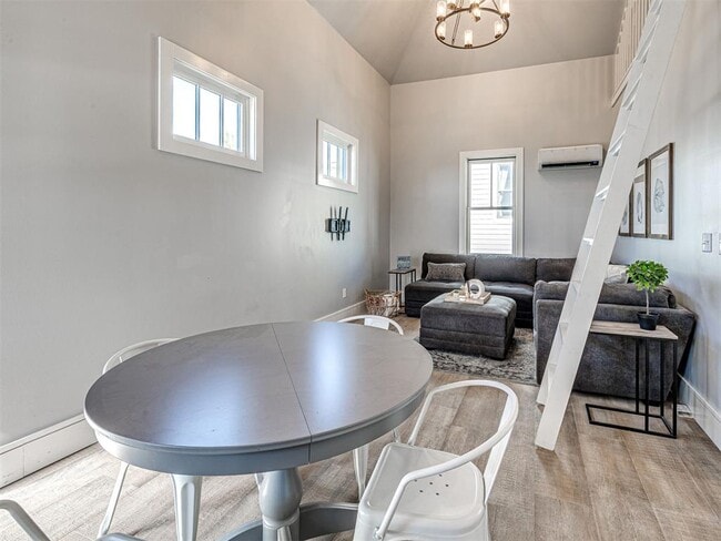 Building Photo - 91 Ridgeline Rd