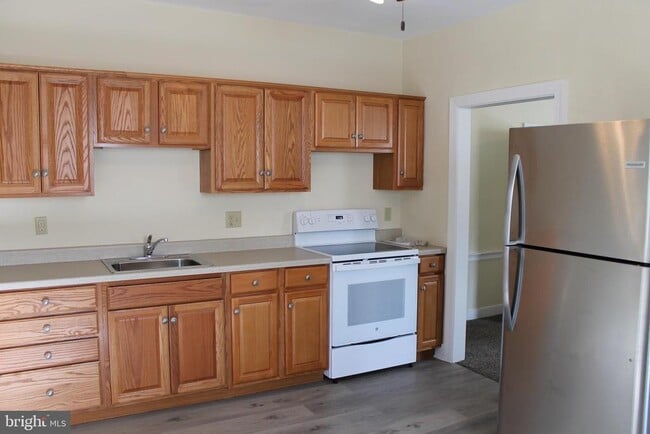 Building Photo - 2093 PA-212