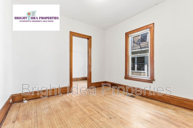 Building Photo - 3114 N Morgan Ave