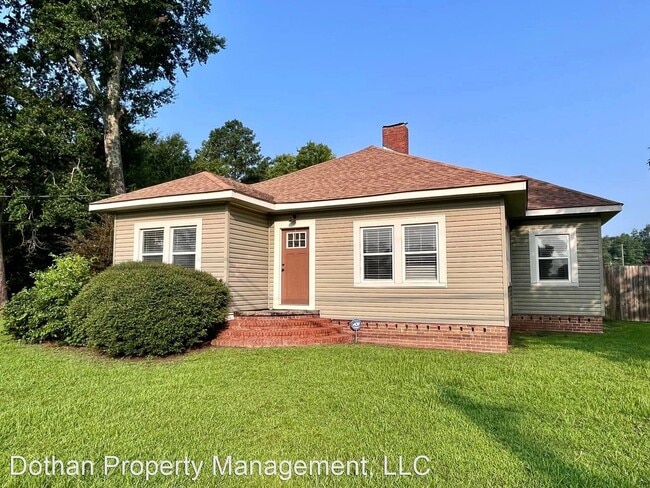Primary Photo - 3 br, 2 bath House - 109 N Broadway St