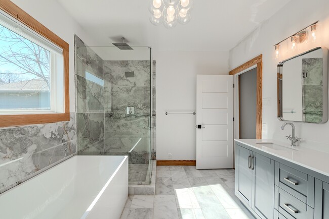 Building Photo - 6706 Fisher Rd