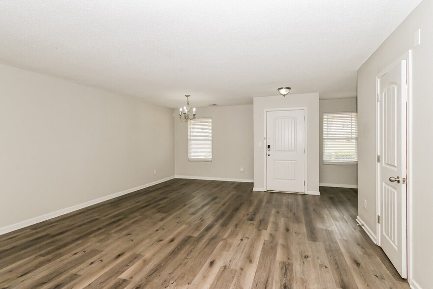 Building Photo - 7768 Gosbrook Ln