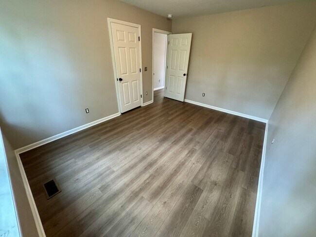 Building Photo - 3 Bedroom - Dublin