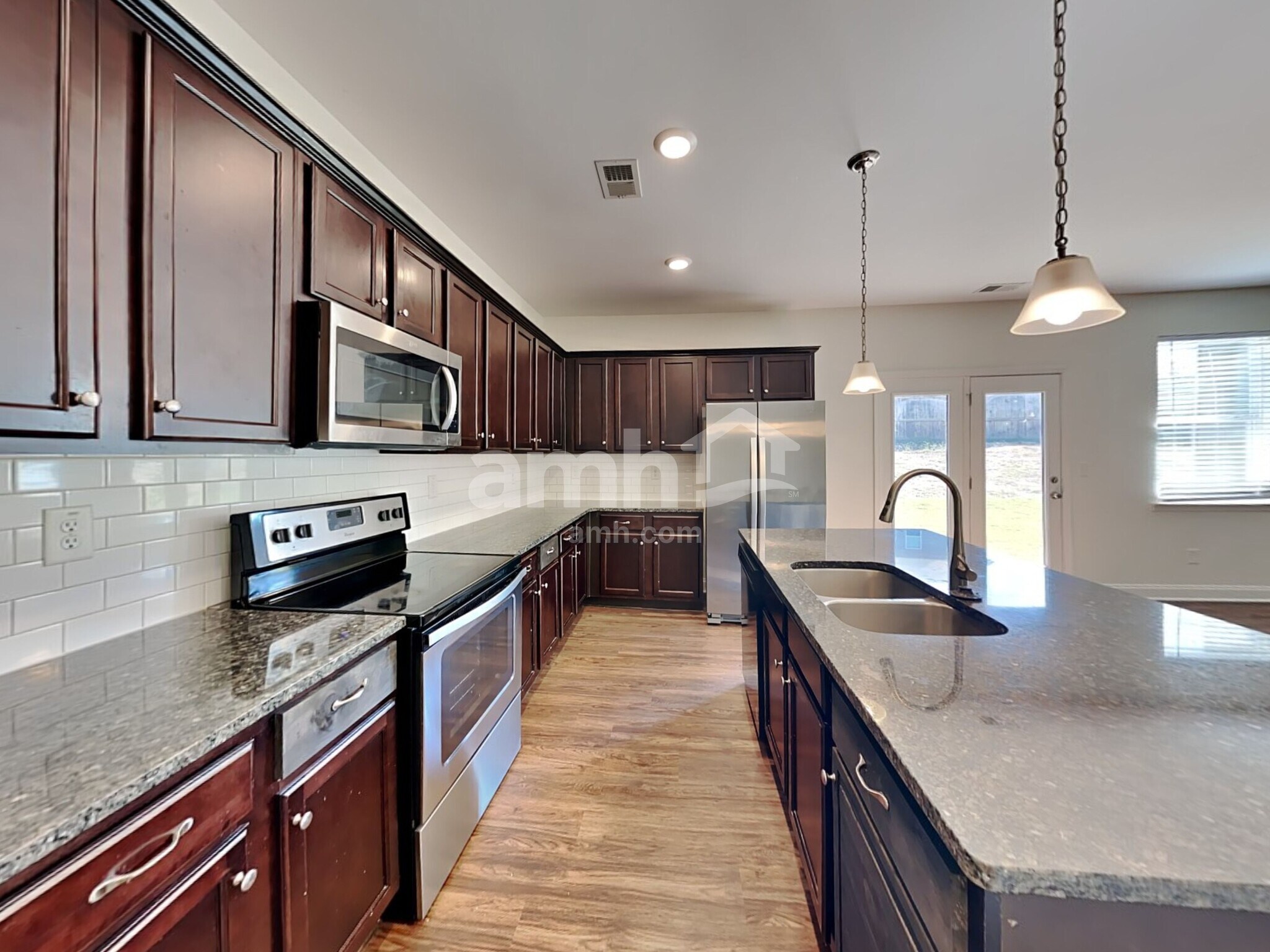 Building Photo - 1347 Weatherbrook Cir