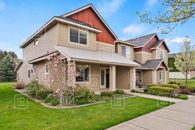 Building Photo - 1840 N Willamette Rd