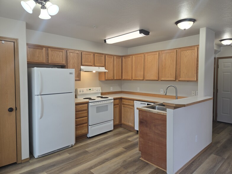 Kitchen - 1803 N Spokane St