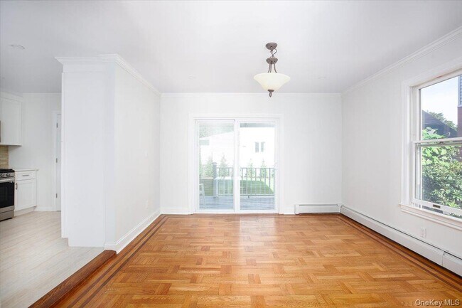 Building Photo - 310 Columbus Pkwy
