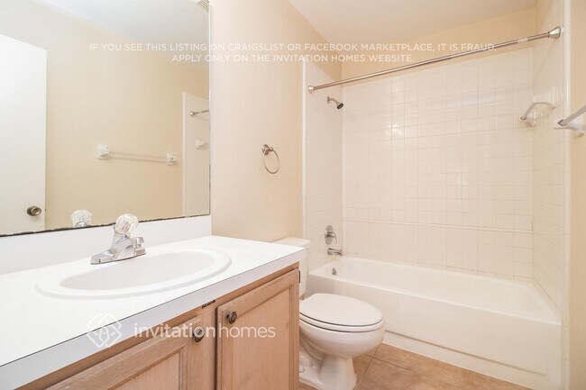 Building Photo - 13044 Bellerive Ln