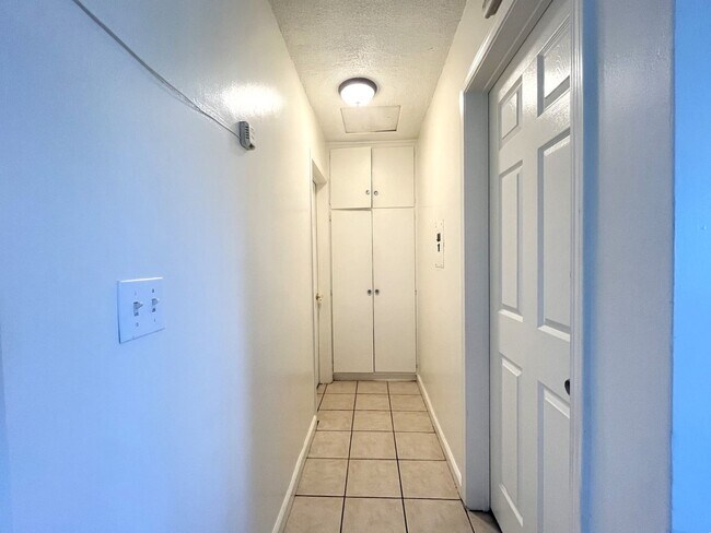 Building Photo - 1594 Sepulveda Ave