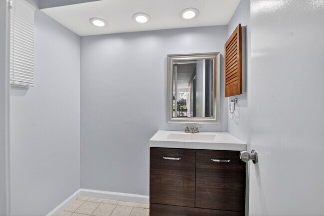 Building Photo - 22847 Ironwedge Dr