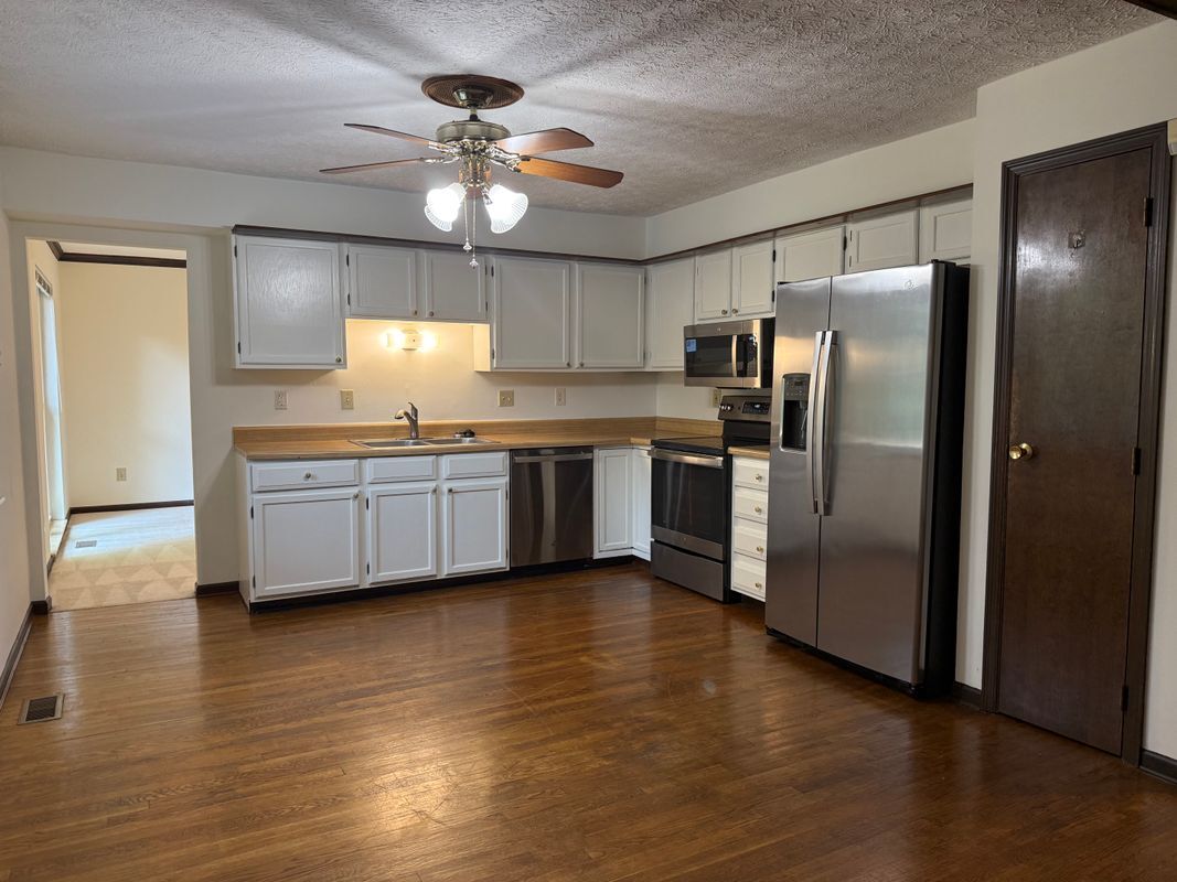 Building Photo - 3661 Riva Ridge Dr