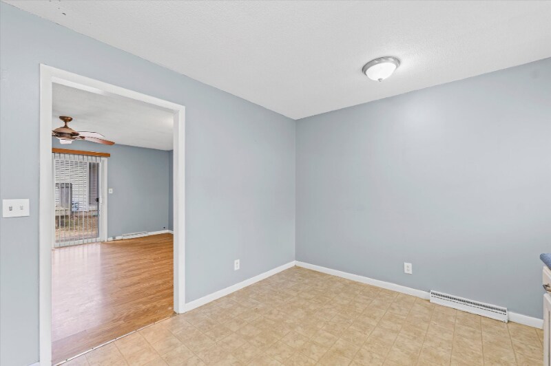 Building Photo - 615 E Colorado Ave