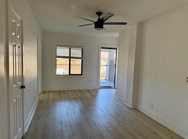 Building Photo - 823 W Orange St