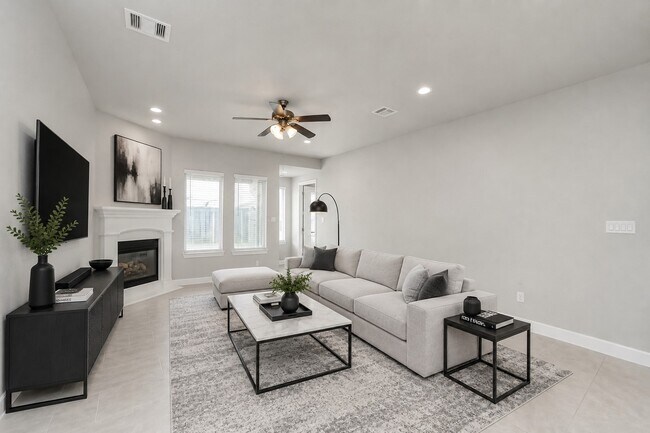 Building Photo - 1026 Warm Summer Dr