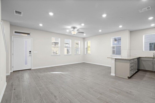 Building Photo - 9015 Cattle Baron Path