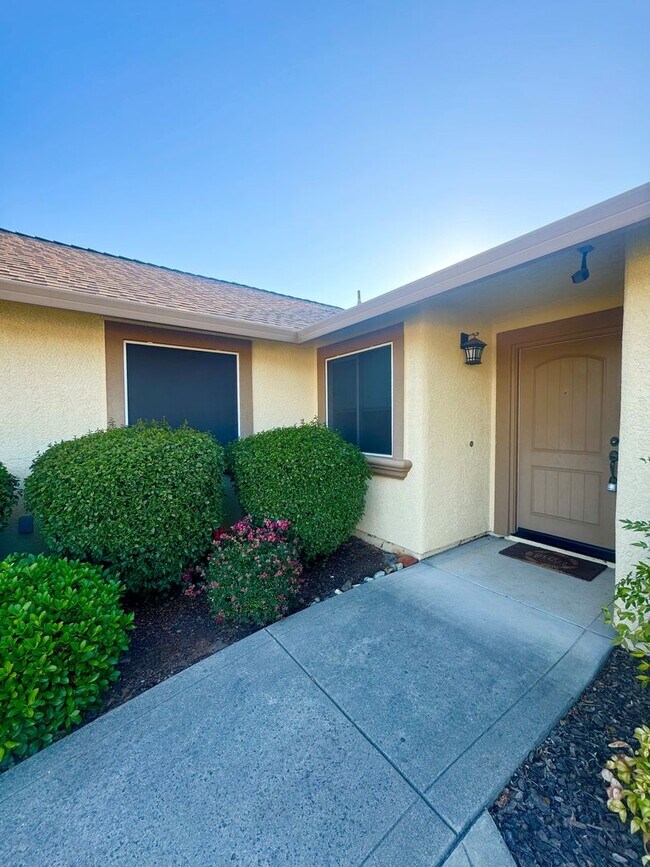 Beautiful Home in Windsor Estates 2891 Chaucer Way Shasta Lake CA