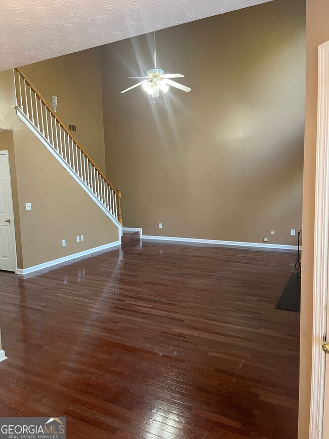 Building Photo - 6020 Kingston Wood Way