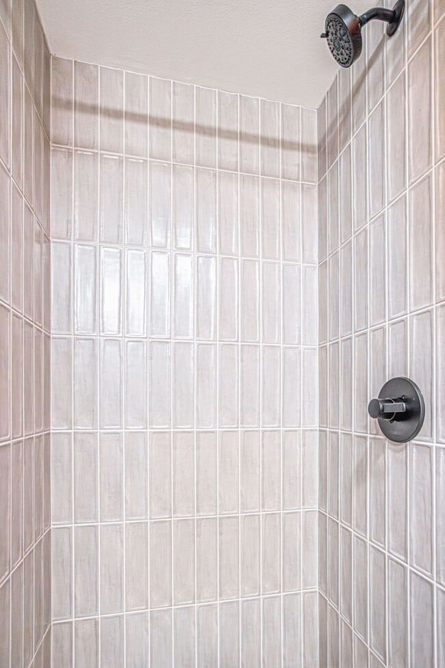 Interior Photo - The Reed