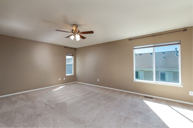 Building Photo - Single Family Home for Rent in the Northgate Area