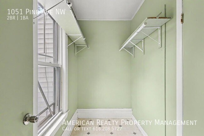 Building Photo - 1051 Pine Ave NW