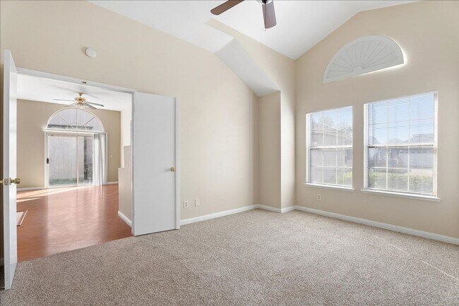 Building Photo - 4541 Country Run Way