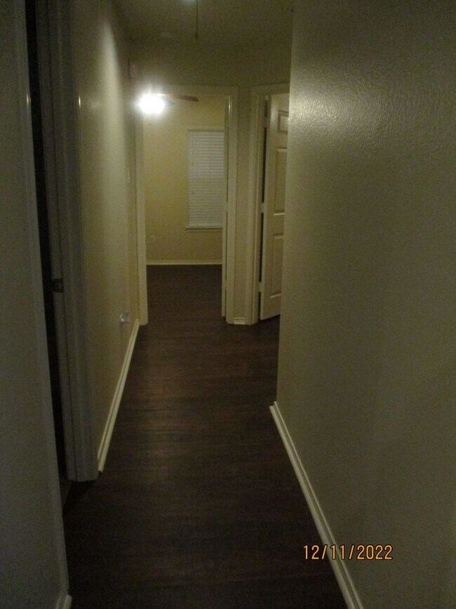 Building Photo - 5144 Waterview Ct