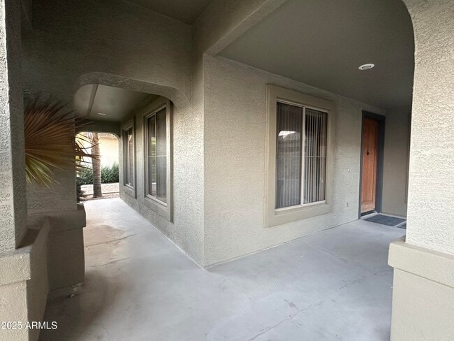 Building Photo - 12534 W Solano Dr