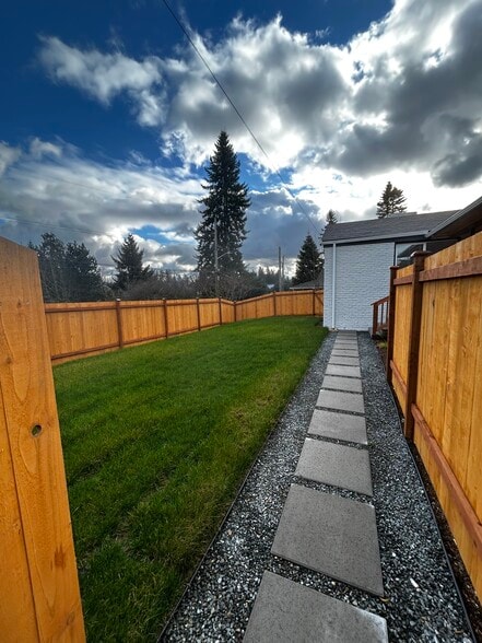 Building Photo - 12001 64th Ave S