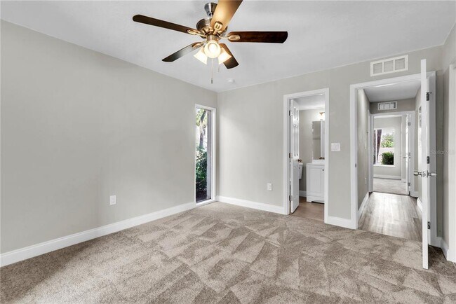 Building Photo - 8640 Tahoe Ct