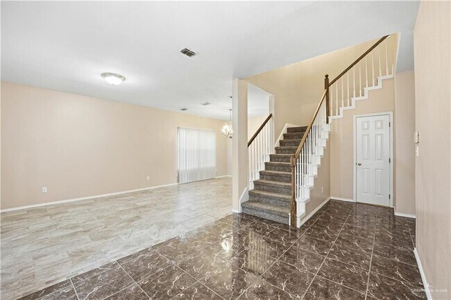 Building Photo - 2417 Frontera Rd